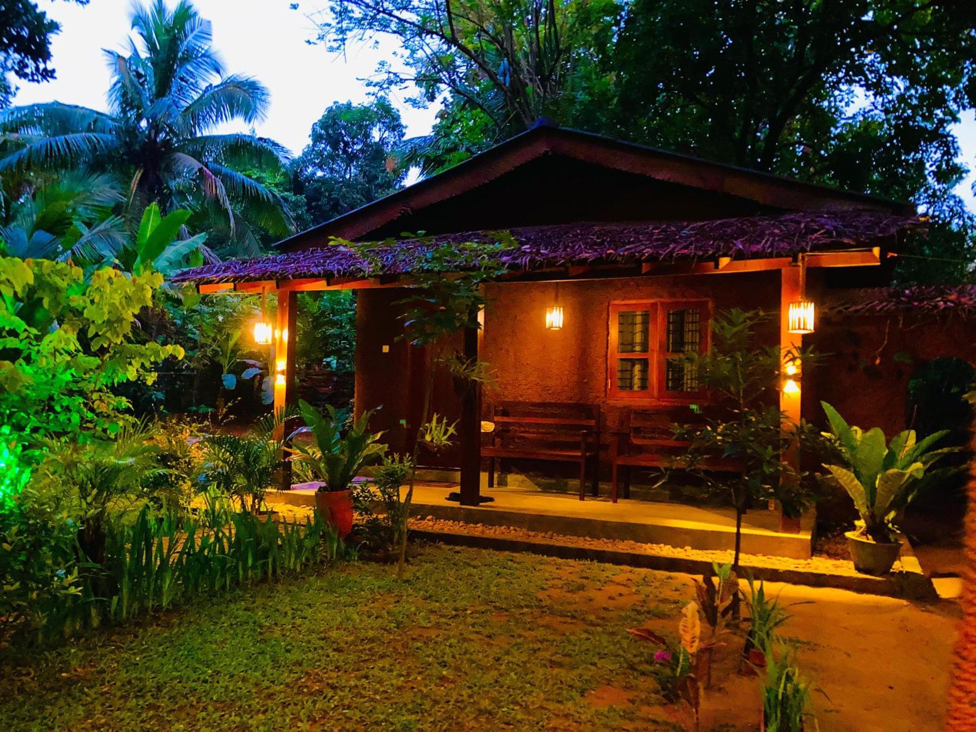 Green Paradise Cottage Udawalawa ウダワラウェ エクステリア 写真