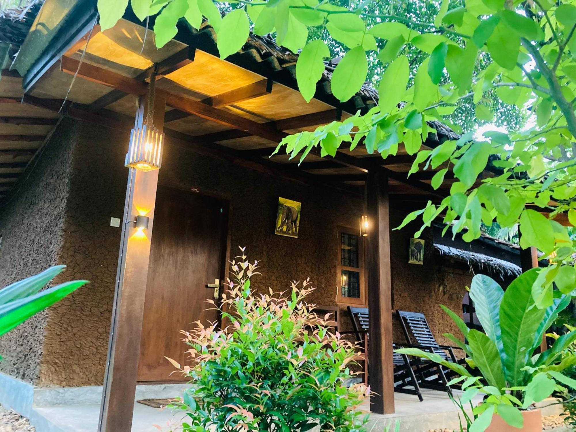 Green Paradise Cottage Udawalawa ウダワラウェ エクステリア 写真